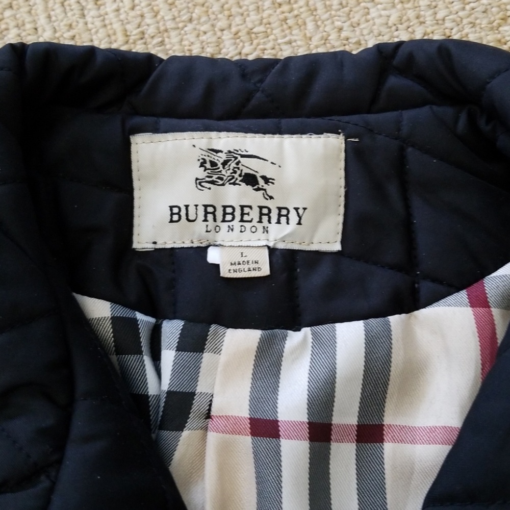 SOLD. SOLD. Burberry quilted coat - Picture 2 of 8